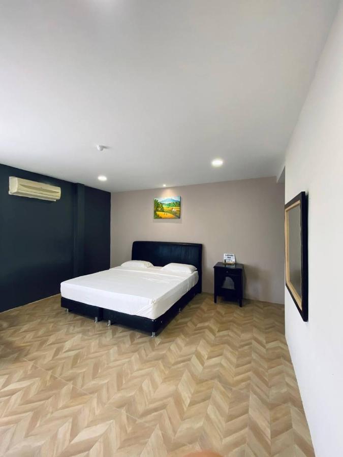 Z Hotel Малакка Экстерьер фото